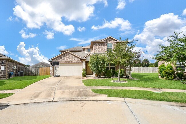 Building Photo - 29251 Jacobs River Dr