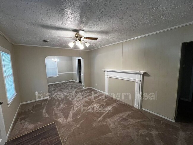 Building Photo - 1518 Forest Dr
