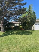 Building Photo - 146 Gardiner Way