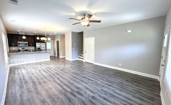 Foto del edificio - 5354 Roosevelt Rd