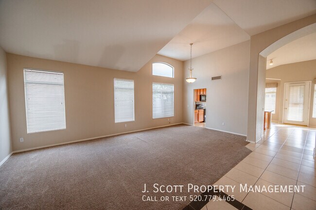 Building Photo - 7417 W Candelaria Dr