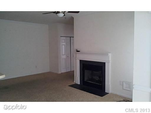 Building Photo - 2517 Carya Pond Ln