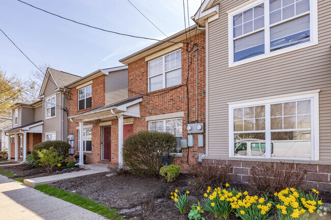Building Photo - Portside Commons Westport Homes