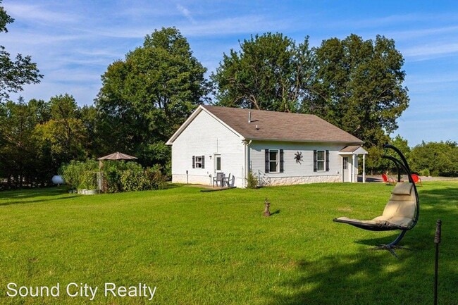 Building Photo - 1 br, 1 bath House - 450 Quarry Rd