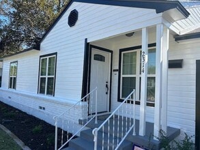 Building Photo - 2314 Tealford Dr