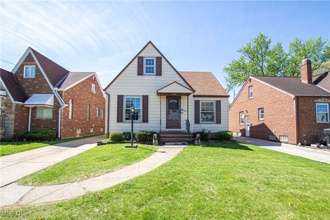 Foto principal - 7611 Ivandale Dr