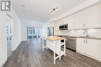 Building Photo - 95 Oneida Crescent