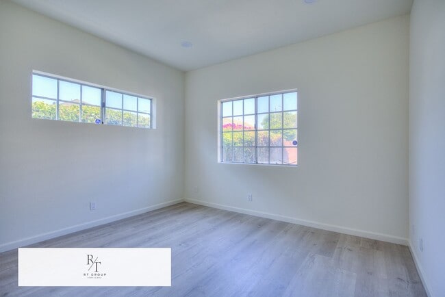 Building Photo - Welcome to this beautifully renovated home...