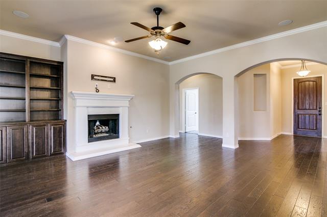 Foto del edificio - 616 Cayden Ct