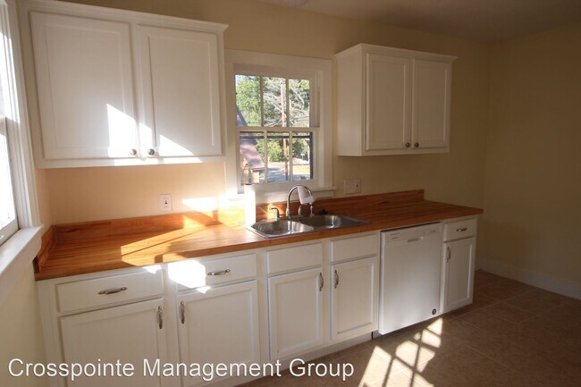 Building Photo - 2 br, 1 bath House - 845 S Donnybrook