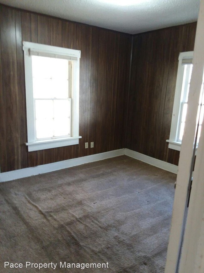 Foto del edificio - 2 br, 1 bath House - 717 North Houston Street