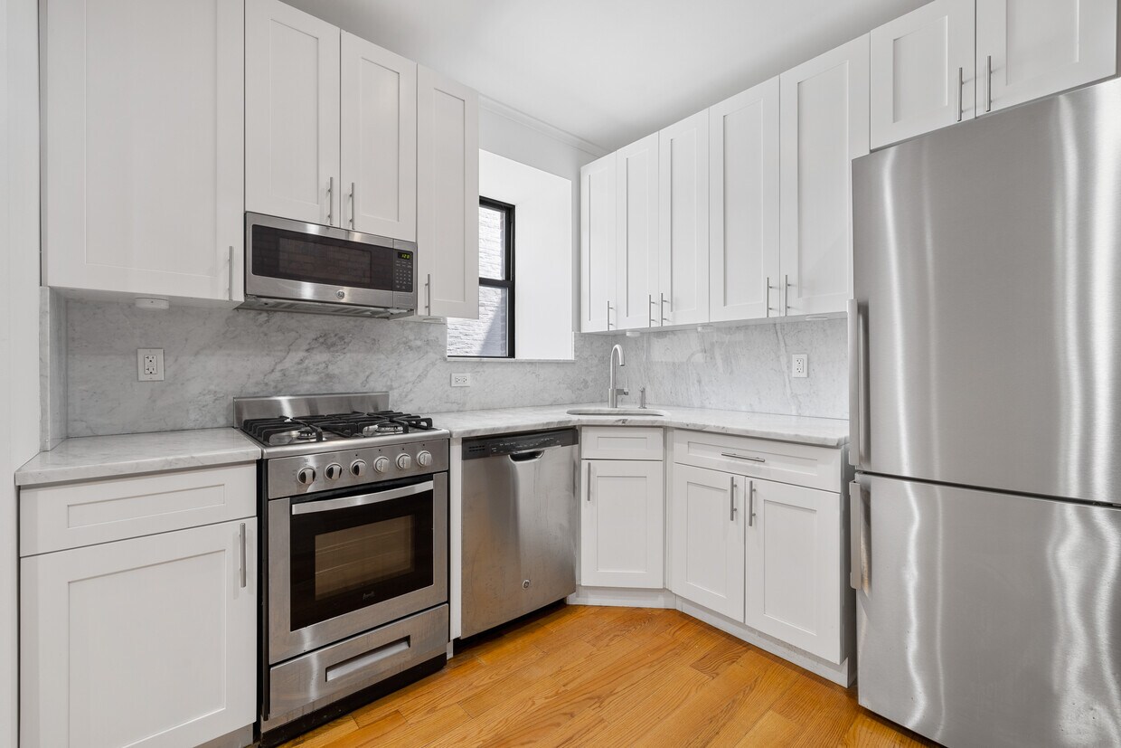 459 15th St, Brooklyn, NY 11215 Townhome Rentals in Brooklyn NY