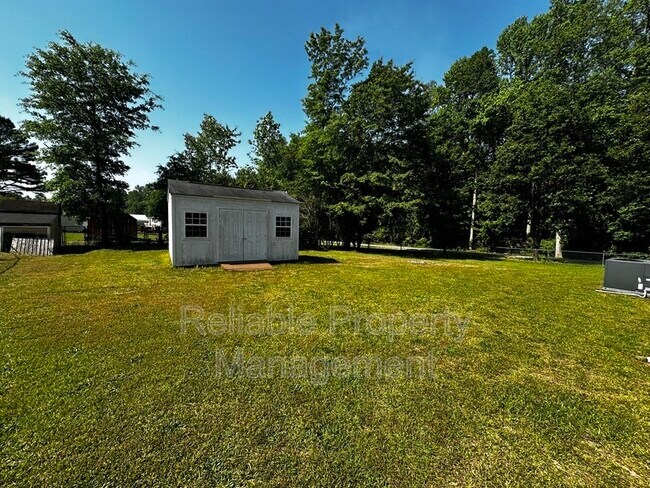 Foto del edificio - 101 Spring Branch Ln