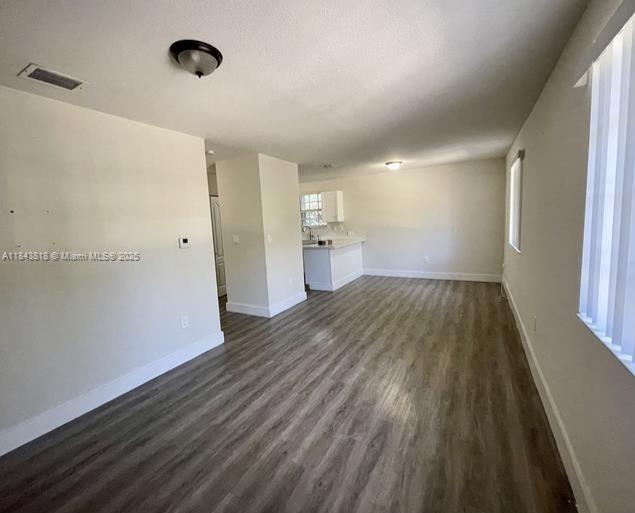 Building Photo - 170 NE 142nd St