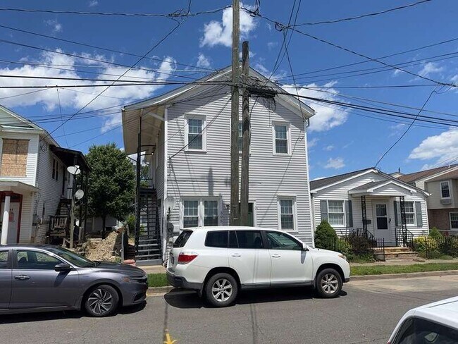 305 4th Ave, Quantico VA - 305 4th Ave