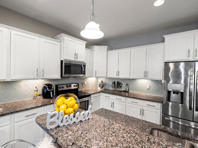 Foto del edificio - 232 Cross Blossom Rd