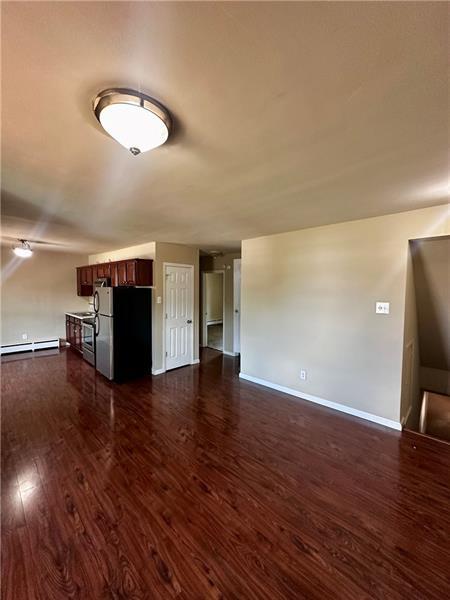 Building Photo - 136 Amelia St