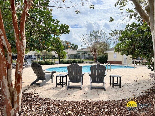 Building Photo - Furnished Bridgeport Colony Home in Gated ...
