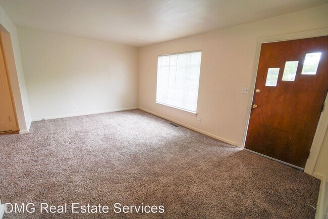Building Photo - 3 br, 1 bath House - 1102 Idaho St