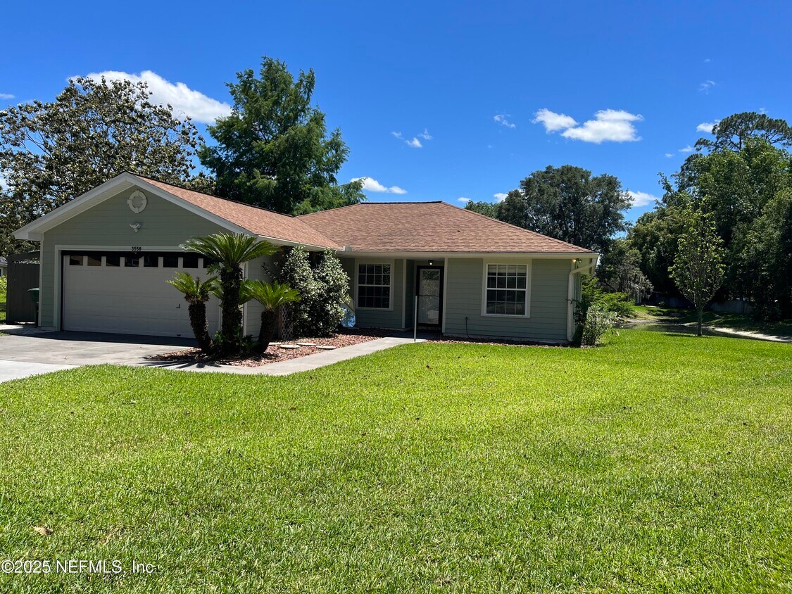Foto principal - 3556 Lazy Willow Ct