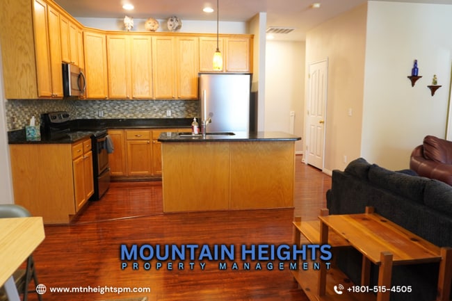 Foto del edificio - 7272 Brittany Park Ave