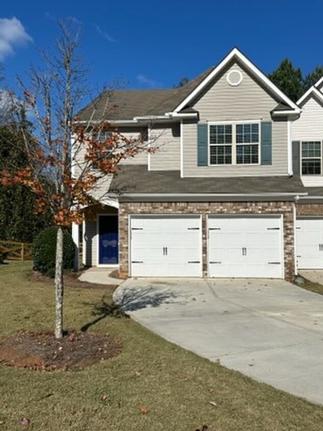 Foto principal - Lovely Townhome in Acworth, convenient to ...