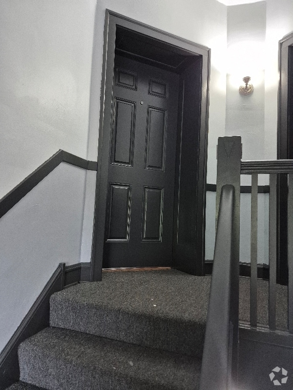 Building Photo - 8051 S Wolcott Ave