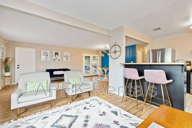 Building Photo - 2525 N Cerritos Rd