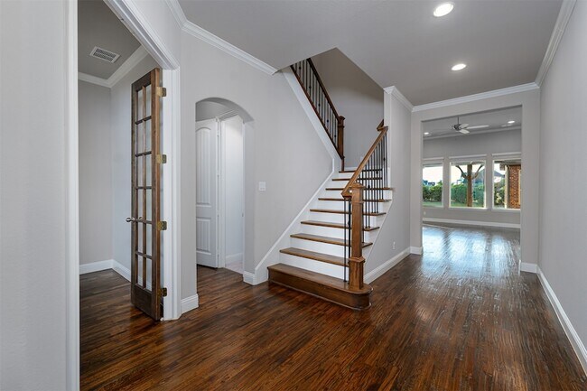 Foto del edificio - 764 Tallgrass Dr