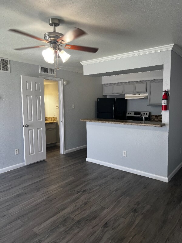 Building Photo - 3901 Omeara Dr