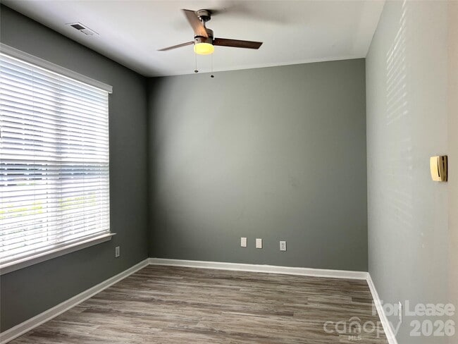 Foto del edificio - 8378 Chaceview Ct