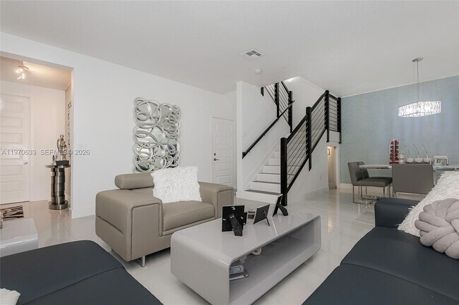 Foto del edificio - 7902 NW 105th Ct