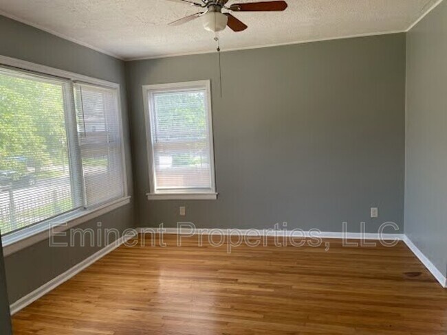 Foto del edificio - 8634 S Justine St