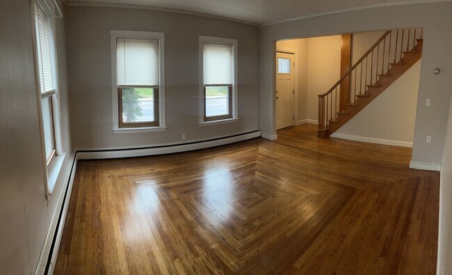 Foto del edificio - 18 W Hartford Ave