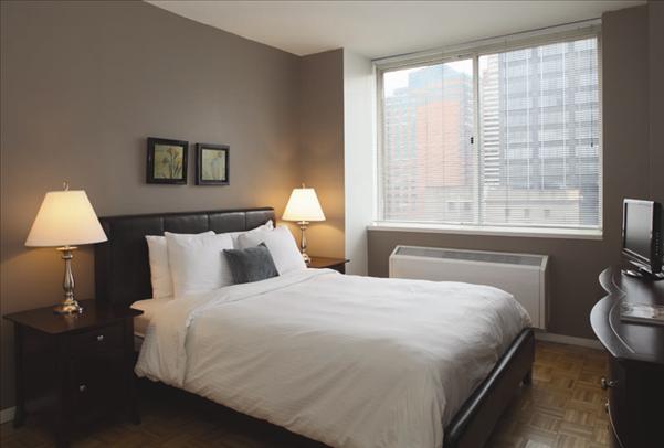 Primary Photo - 305 W 53rd St