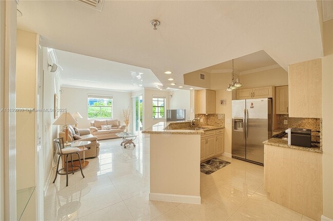 Foto del edificio - 3255 NE 184th St