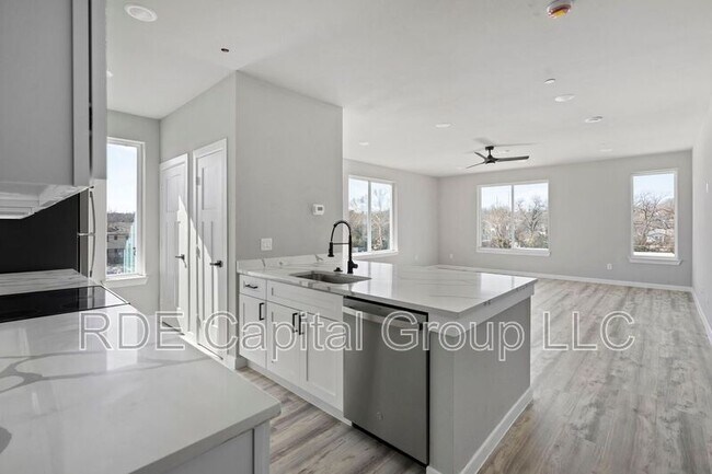 Foto del edificio - 948 S Corinth St Rd