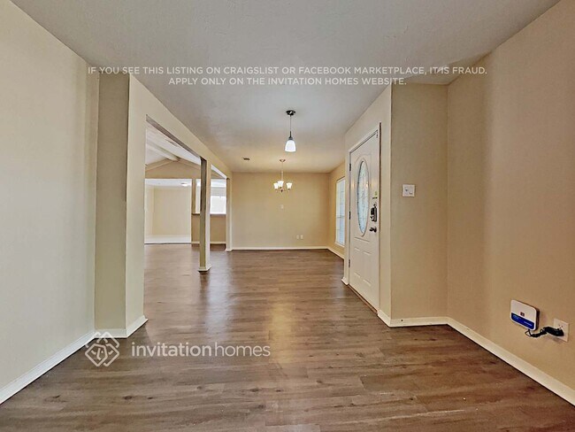 Building Photo - 12355 Westella Dr