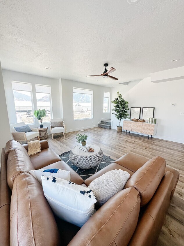 1812 N 510 W, Salem, UT 84653 Townhome Rentals in Salem UT