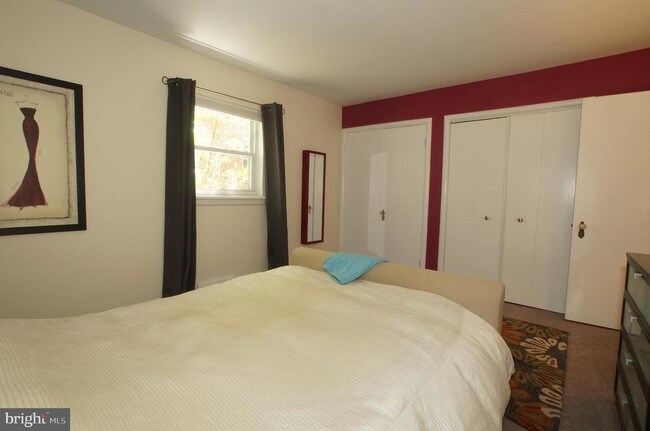 Building Photo - 2245 N Buchanan St