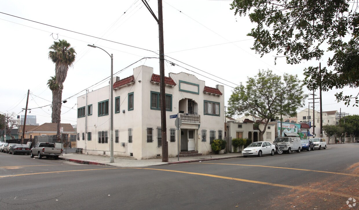 Primary Photo - 1060-1072 Valencia St