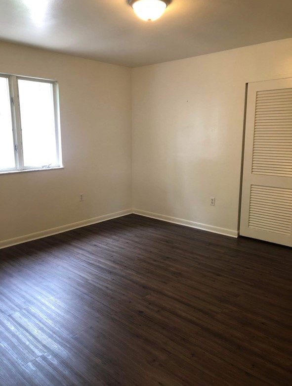 Foto del edificio - 4805 Glenway Ave