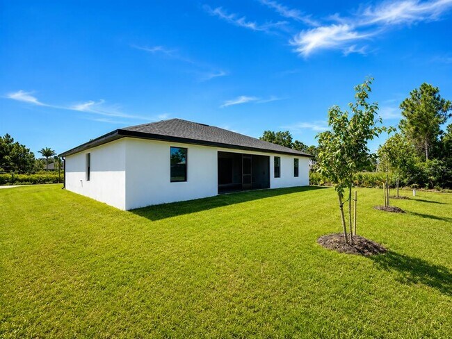Building Photo - 93 Presque Isle Dr