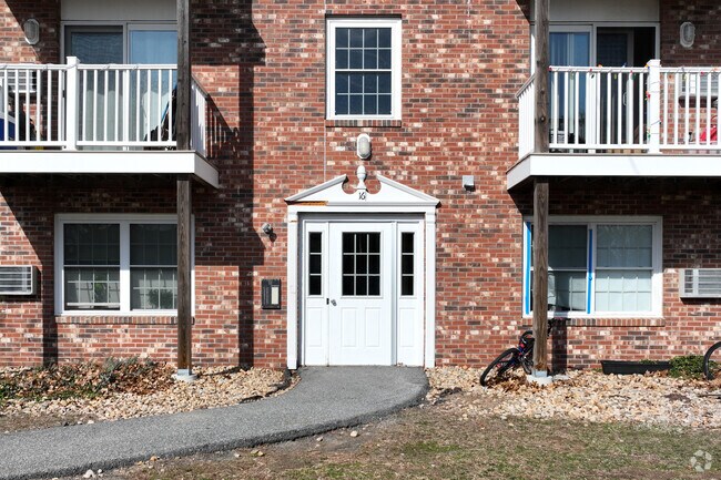 Foto de la entrada - Country Club Estates Condominiums