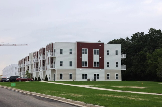 Building Photo - Pritchard Park Place