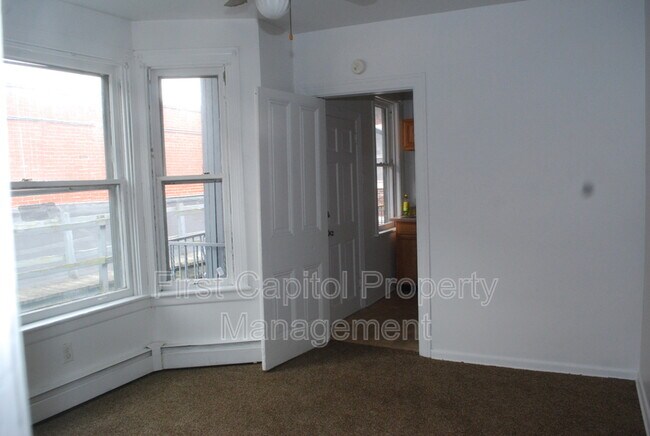 Foto del edificio - 404 N 2nd St