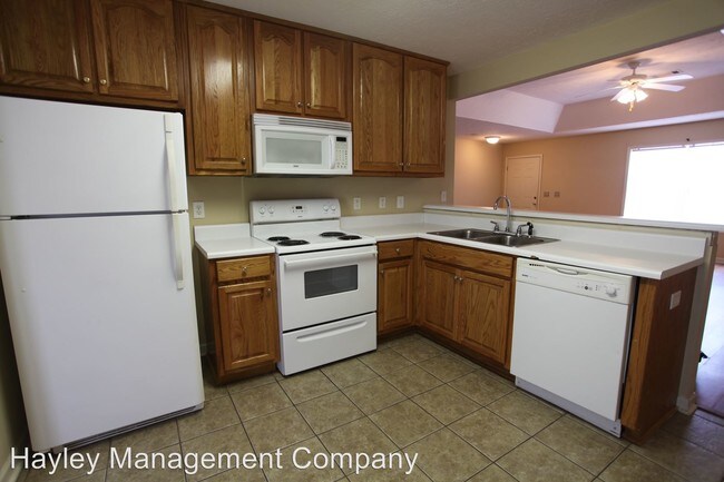 Building Photo - 3 br, 3 bath House - 677 Ethan Court
