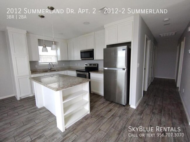 Foto del edificio - 2012 Summerland Dr