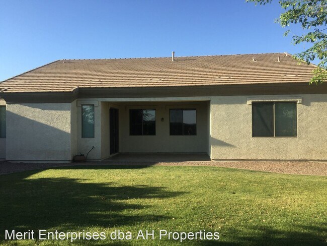 Foto del edificio - 4 br, 2 bath House - 3416 E KINGBIRD PLACE