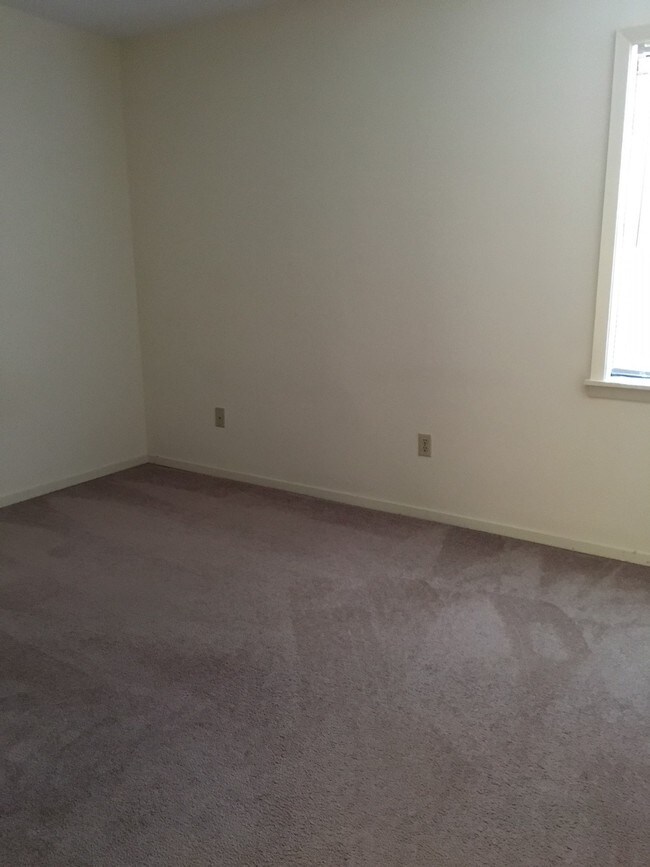 6374 Koosa Dr, Marion, MS 39342 Townhome Rentals in Marion MS